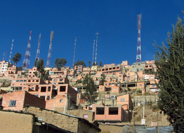 Hügelan nach El Alto