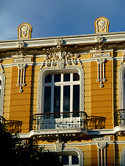 Jugendstilhaus an der Plaza Murillo