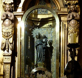 'La Moreneta' die schwarze Madonna in der Klosterkirche von Lluc