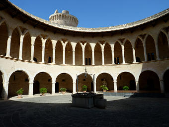Im Schloss Bellver in Palma