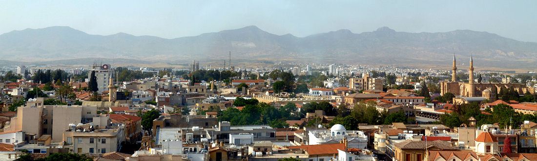 Blick auf Nordnikosia vom Ledra-Tower