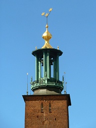 Turmaufsatz des markanten Stadshusets (Rathaus)