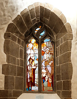 Altes Glasfenster in der Parish-Church in St. Helier