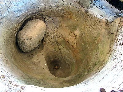 Jahrmillionen alte Gletschertöpfe im Luzerner Gletschergarten