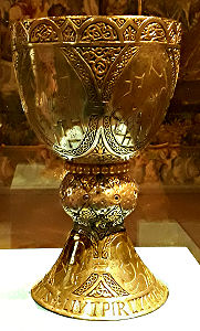 Der berühmte Tassilokelch aus der Zeit der Stiftsgründung um 777