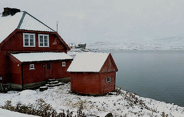 Schnee auf der Passhöhe in Finse