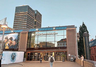 Endlich angekommen am Hauptbahnhof von Oslo (Sentralstasjon)