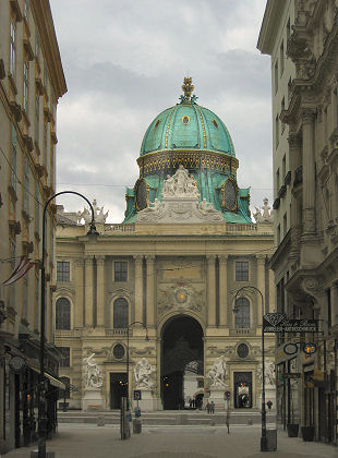 Der Michaeler-Fl&uuml;gel der Hofburg